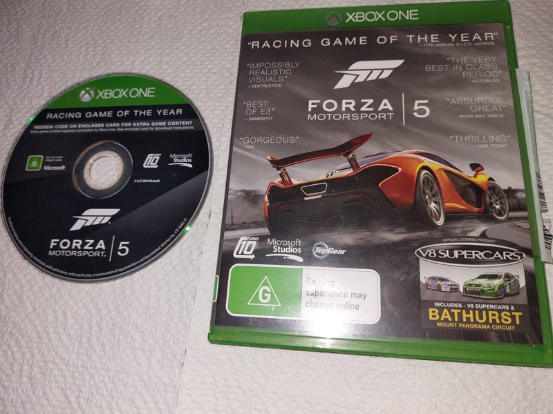 Xbox Series X console and Games Carousel 18