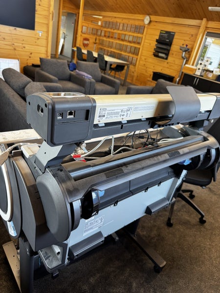 Canon iPF670 Printer Carousel 2