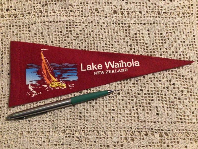 Lake Waihola New Zealand Yacht Skiing Old Vintage Felt Car Aerial Pennant Flag Carousel 2