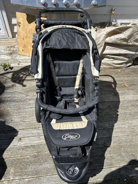 Baby jogger city elite pram Carousel 2