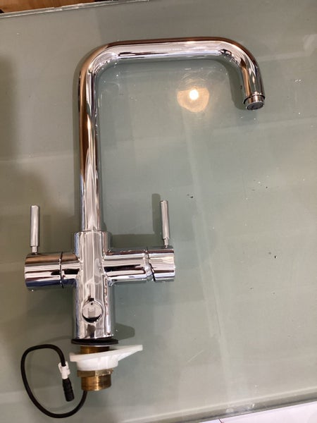 Insinkerator 4N1 Instant Steaming Hot and Filtered Touch Mixer - Brand New. Carousel 8