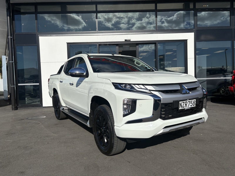 2022 Mitsubishi Triton DC GLXR 6AT 2.4D/4WD