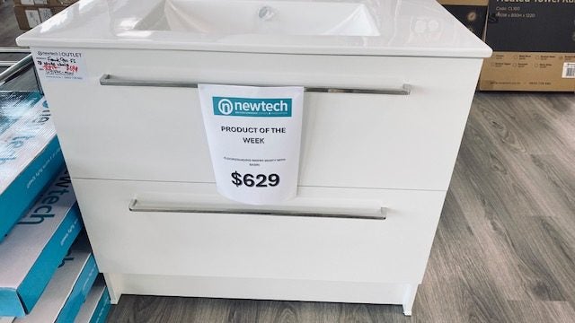 900 FRANK FLOORSTANDING (2 DRAW) VANITY - MATTE WHITE Carousel 1