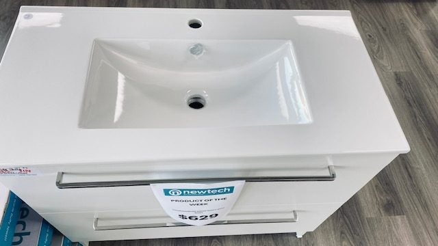 900 FRANK FLOORSTANDING (2 DRAW) VANITY - MATTE WHITE Carousel 2