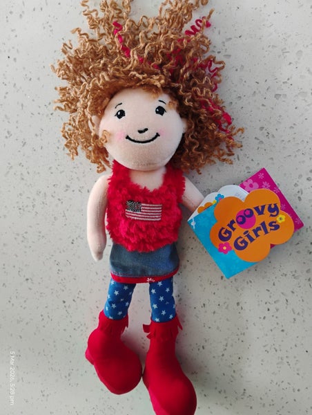 Groovy Girl Doll Vanessa Carousel 1