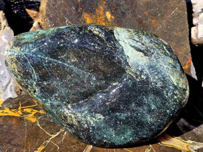 $1 RESERVE - NZ Pounamu / Greenstone - 27cm Carousel 8