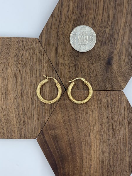 *SWEET CUPID* 9ct Gold Round Twist Patterned Hoop Earrings *SWEET AS* Carousel 3