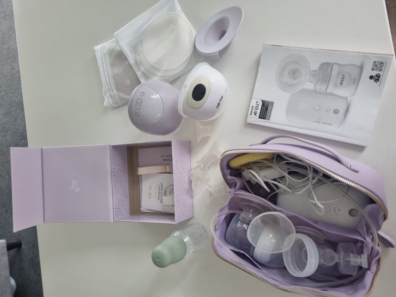 Breast pumps Carousel 1