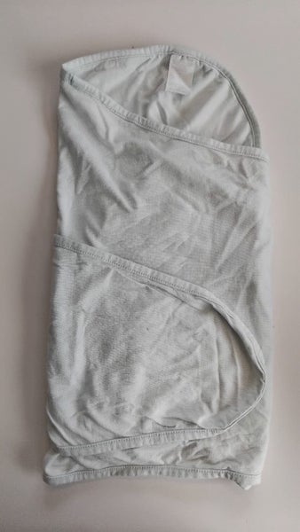 Miracle Baby Swadddle Carousel 1