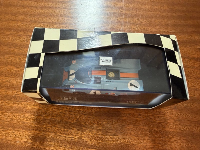 Minichamps 1:43 Porsche 917K Carousel 2