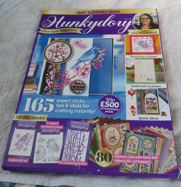 Hunkydory Premium Magazine & Card Kit - Vol 22 Carousel 1