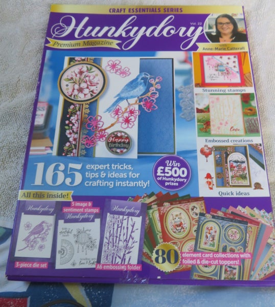 Hunkydory Premium Magazine & Card Kit - Vol 22 Carousel 6