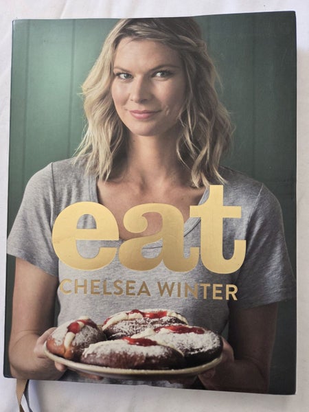 EAT - Chelsea Winter Carousel 1