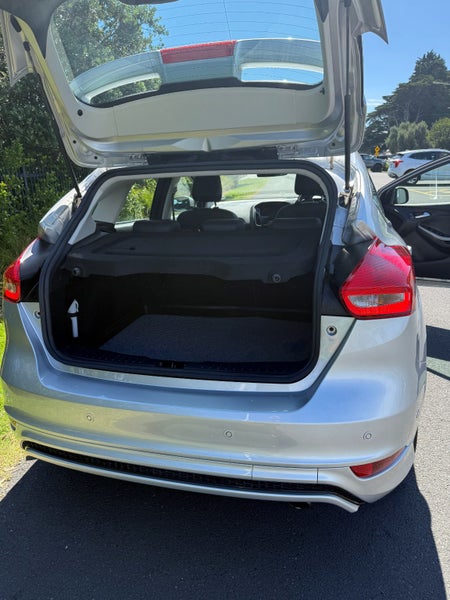 2018 Ford Focus Titanium65672033947265114