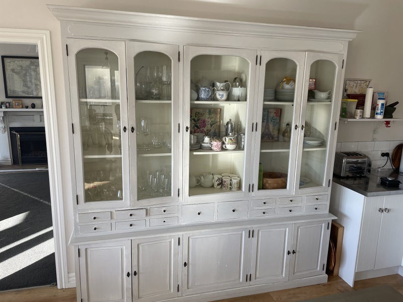 Kitchen with appliances if desired Carousel 6