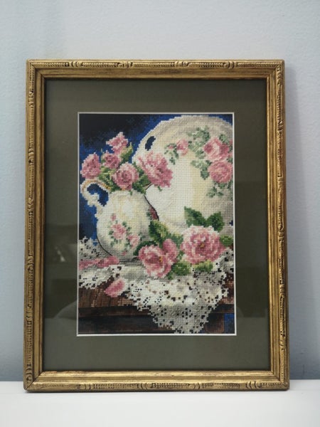 Lace & Roses cross stitch Carousel 2