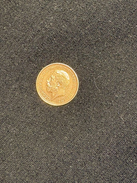 Half Gold Sovereign 1915 Carousel 2