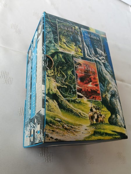 The Lord of the Rings Books by J R R Tolkien Carousel 2