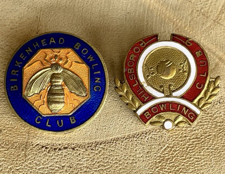 Vintage Birkenhead and Hillsboro Bowls Club Pin Badges Carousel 1