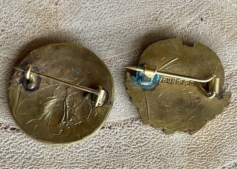 Vintage Birkenhead and Hillsboro Bowls Club Pin Badges Carousel 2