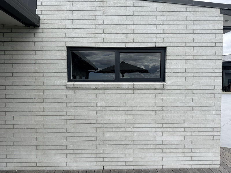 Stunning rectangle bricks Carousel 3