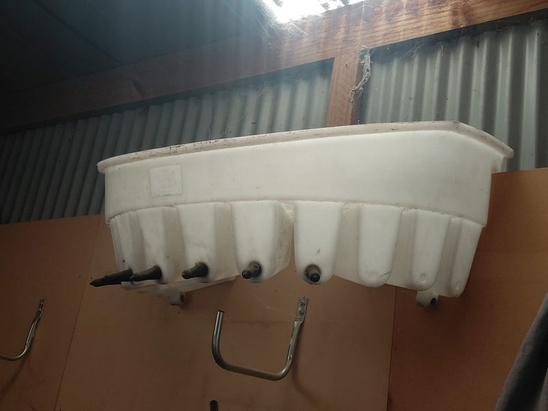 12 Teat calf feeder Carousel 1