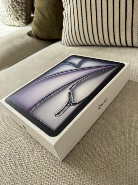 $1 RESERVE! - iPad Air M1 5th Gen Carousel 1