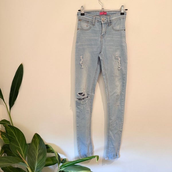 IQ Ladies Distressed Skinny Jeans - Light Wash - 28 Carousel 1