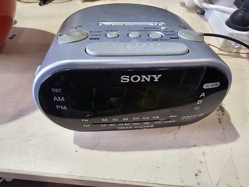 Sony Dream machine icf-c318 radio alarm clock Carousel 1