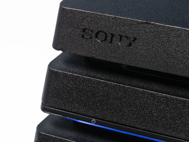 ***REFURBISHED PLAYSTATION 4 (PS4) PRO 1TB + CONTROLLER + GAME!*** Carousel 1