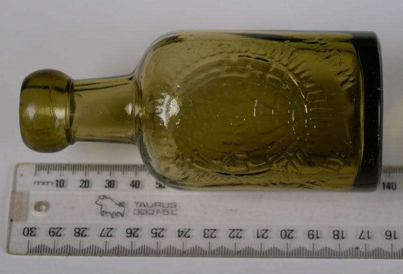 Antique Small Size Pictoral Globe Brand (Leigh & Co, Salford) Gold Glass Seltzer Carousel 4