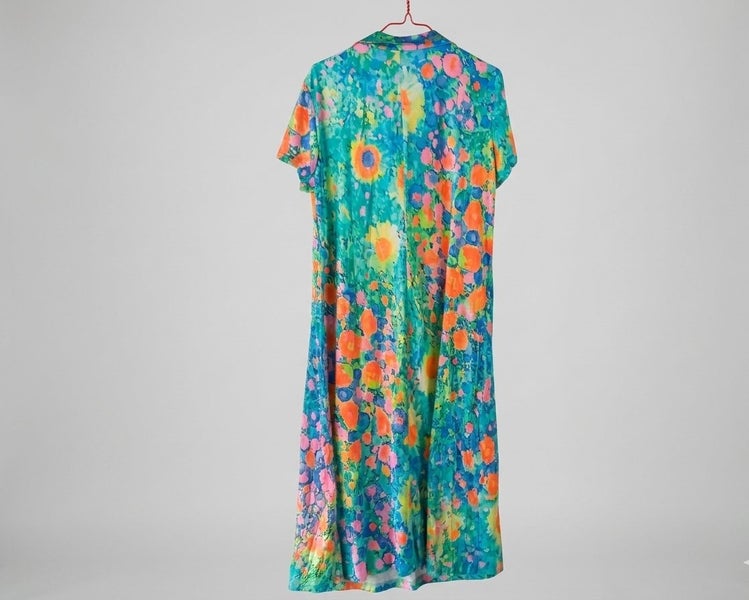 FLORAL DRESS SIZE M Carousel 2