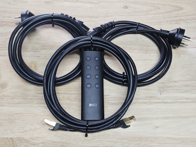 KEF LS50 Wireless Speakers Carousel 6