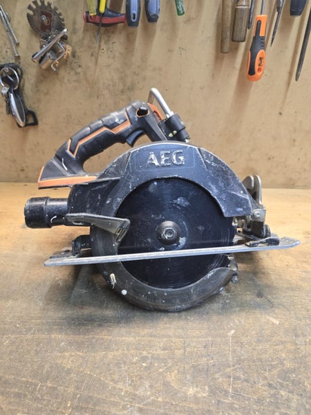 AEG 18V Brushless Circular Saw Carousel 1