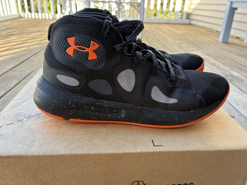 Under Armour Torch Carousel 1