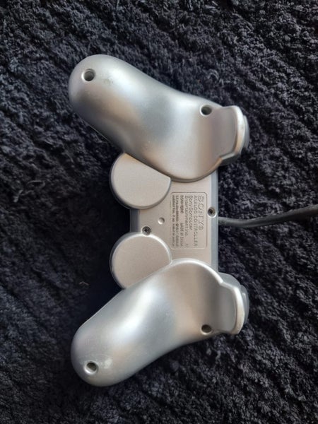 Playstation 2 Controller Carousel 4