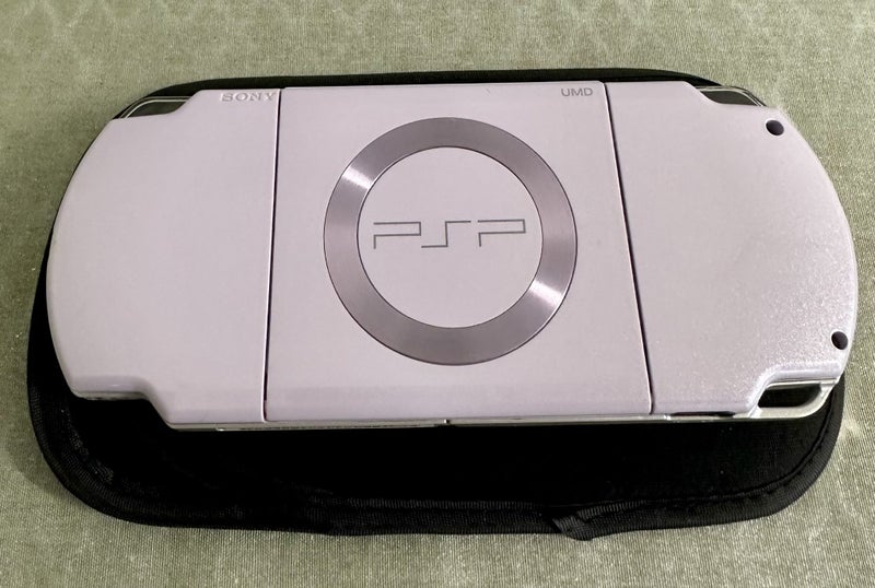 PSP 2000 – Lavender Purple | 64GB | Fully Set Up | Carry Case Bundle Carousel 3