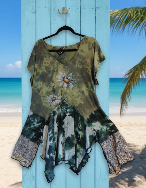 Mareedesigns Zazzy Midi Dress. Size Med/ Lrg Carousel 2