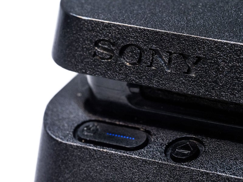 ***REFURBISHED PLAYSTATION 4 (PS4) SLIM 1TB + CONTROLLER + GAME!*** Carousel 1