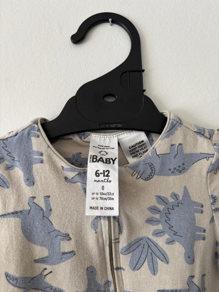 Cotton On baby onesie 6-12m $1res Carousel 2