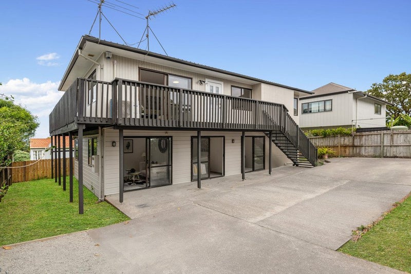 36 Waddell Avenue, Point England, Auckland City, Auckland