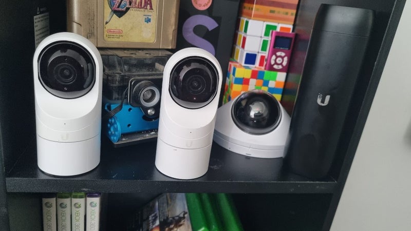 X3 Ubiquiti Cameras + Viewport Carousel 1