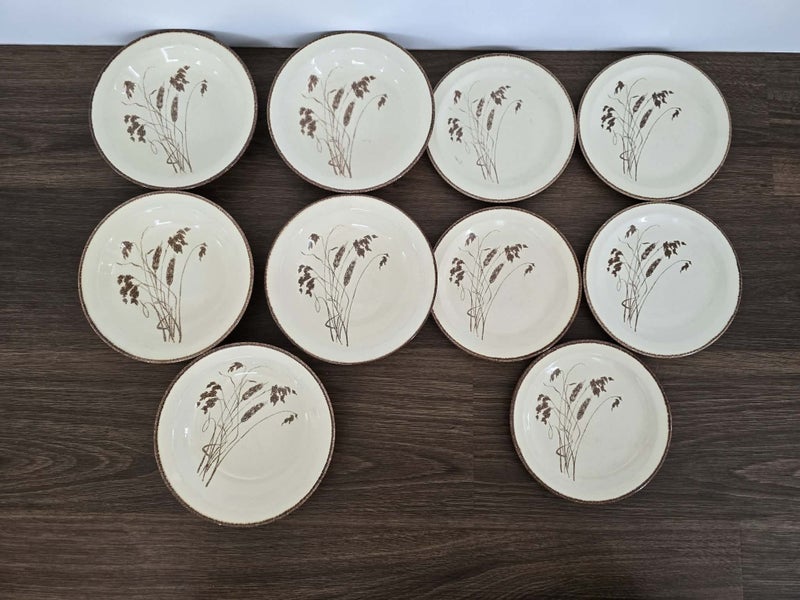 Vintage Crown Lynn "Wild Wheat" Set - 5x Bowls & 5x Side Plates - NZ Icon! Carousel 1