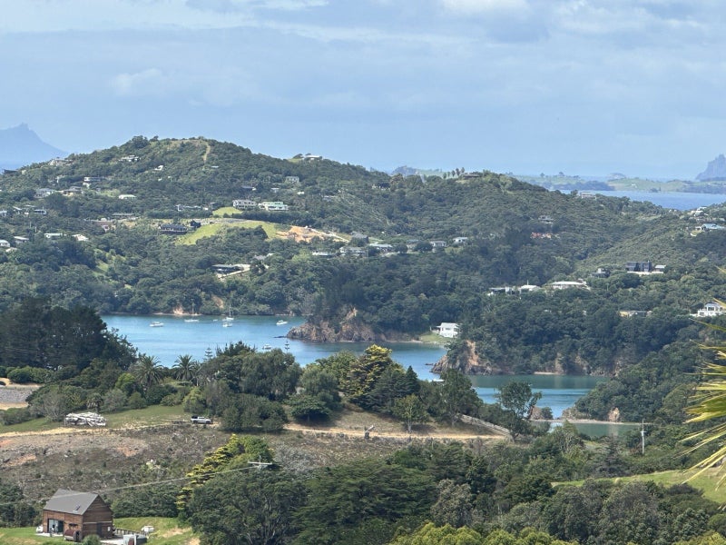 Image 2 of 33