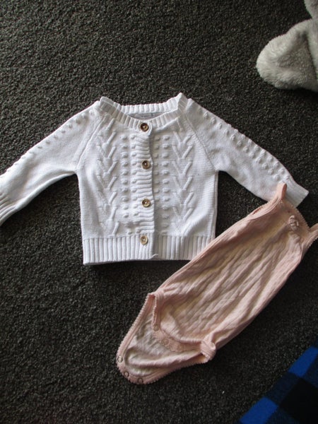Jamie Kay 3-6 months cardigan and bodysuit Carousel 1