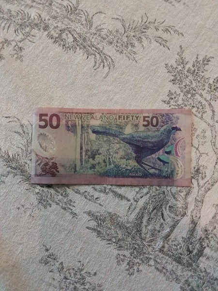 A vintage New Zealand fifty dollar banknote Carousel 2