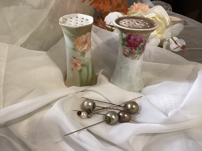 Antique and Vintage hatpin holder with few hat pins Carousel 1