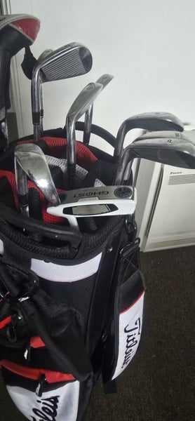 full set of taylormade r11 golf clubs all in great condition Carousel 1