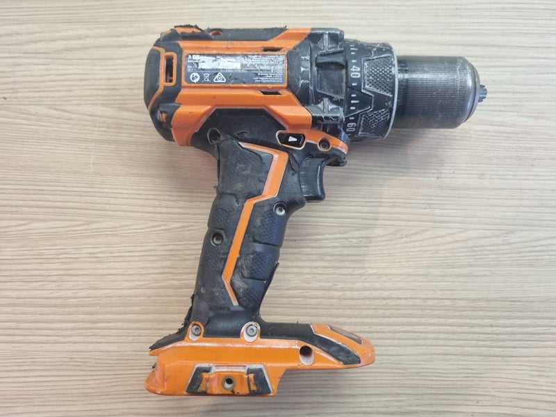 AEG 18v Hammer Drill BSB18B2M Carousel 2
