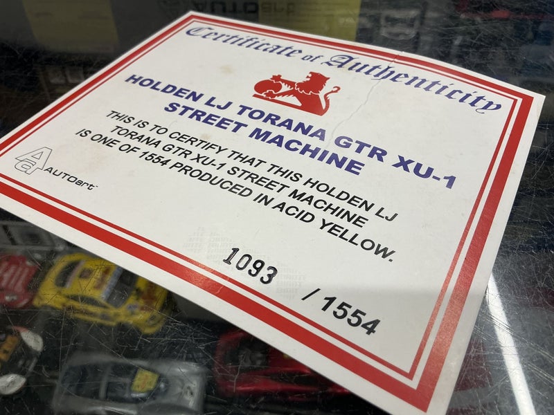 1/18 AUTO ART - HOLDEN LJ TORANA GTR XU-1 STREET MACHINE Carousel 2